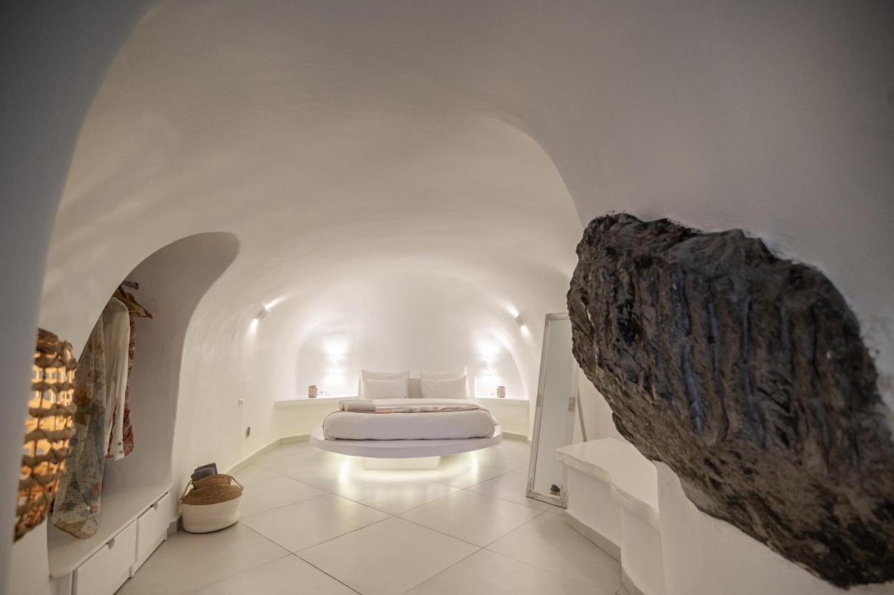 Luxus Vip Suites Oia  Exterior photo