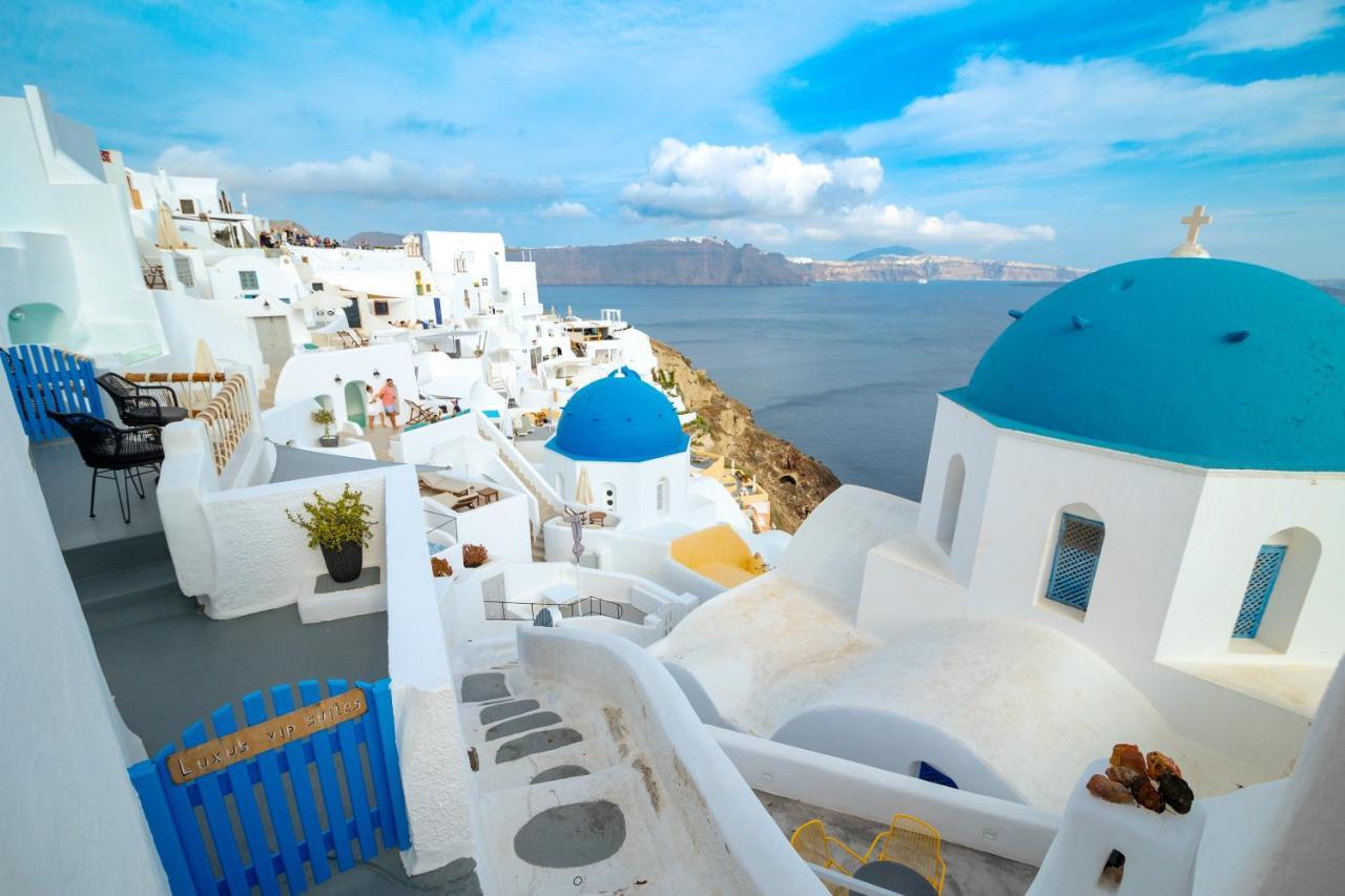 Luxus Vip Suites Oia  Exterior photo