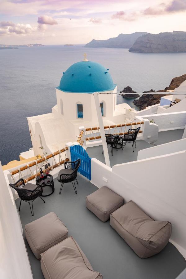 Luxus Vip Suites Oia  Exterior photo