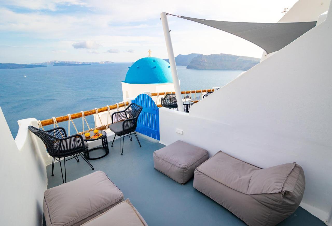 Luxus Vip Suites Oia  Exterior photo