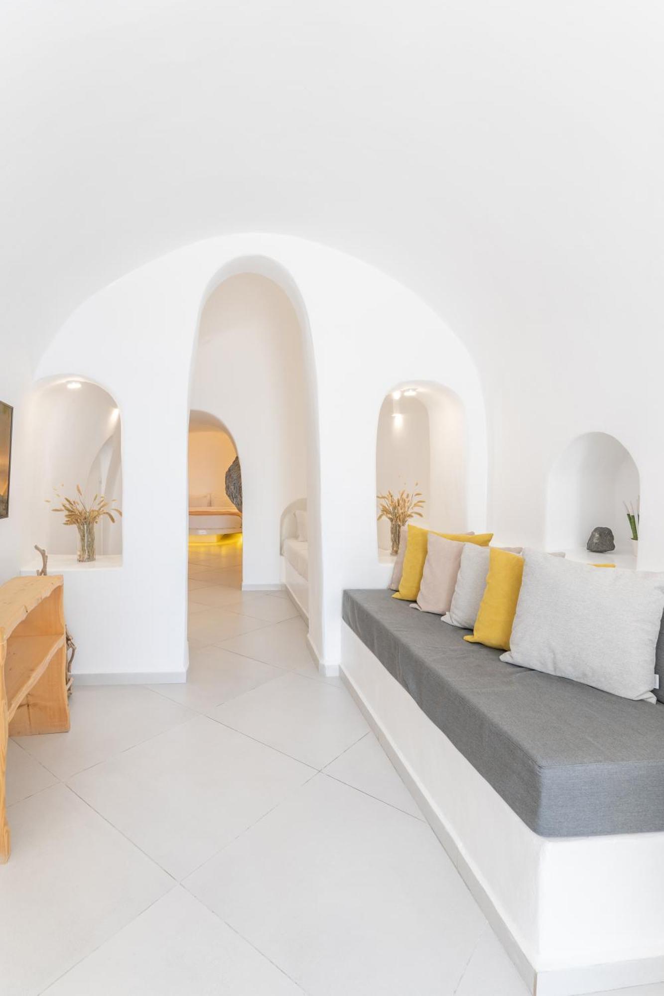 Luxus Vip Suites Oia  Exterior photo