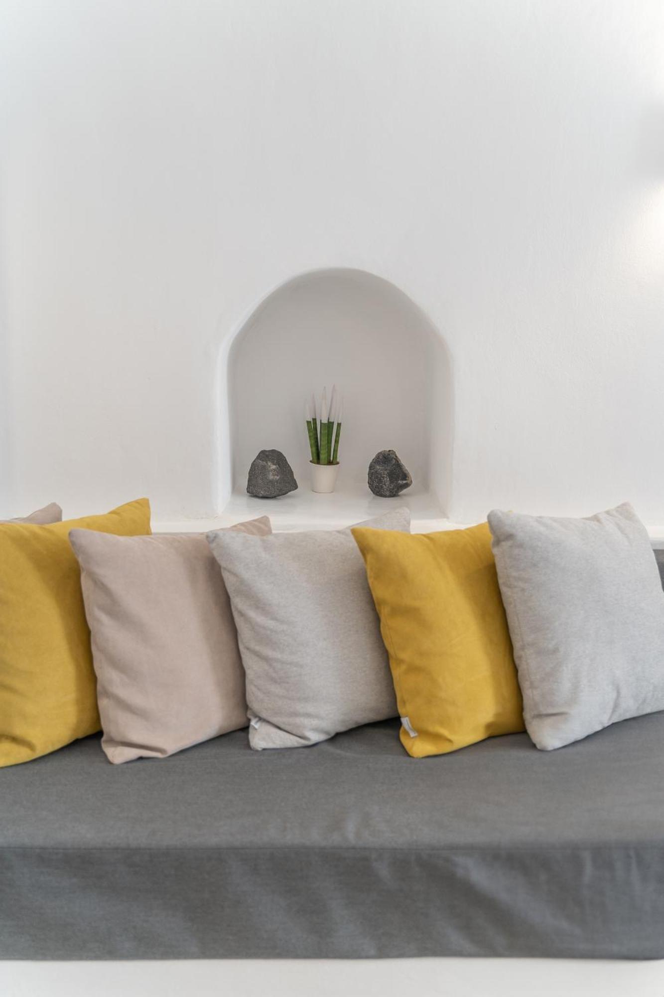 Luxus Vip Suites Oia  Exterior photo
