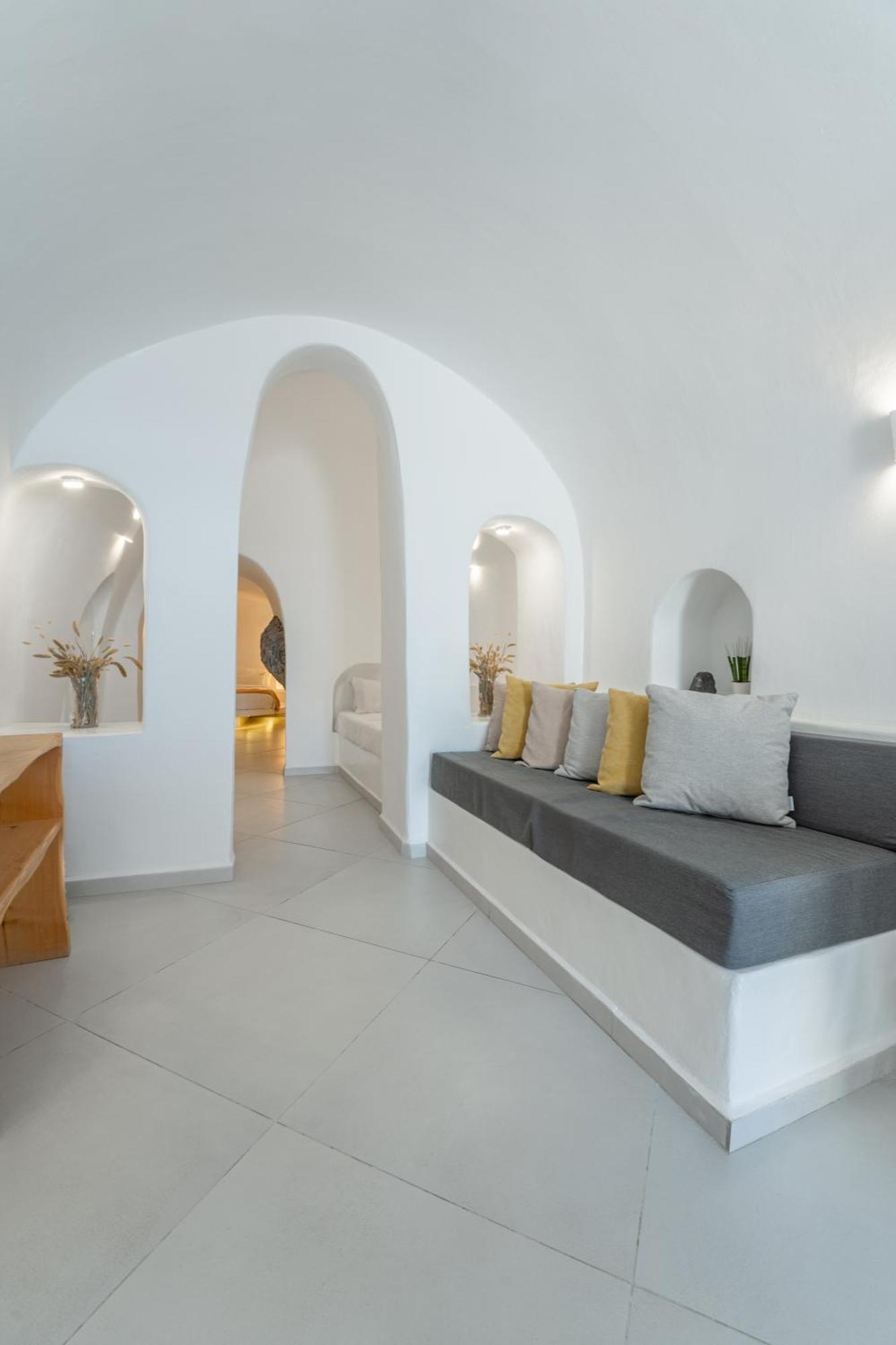 Luxus Vip Suites Oia  Exterior photo