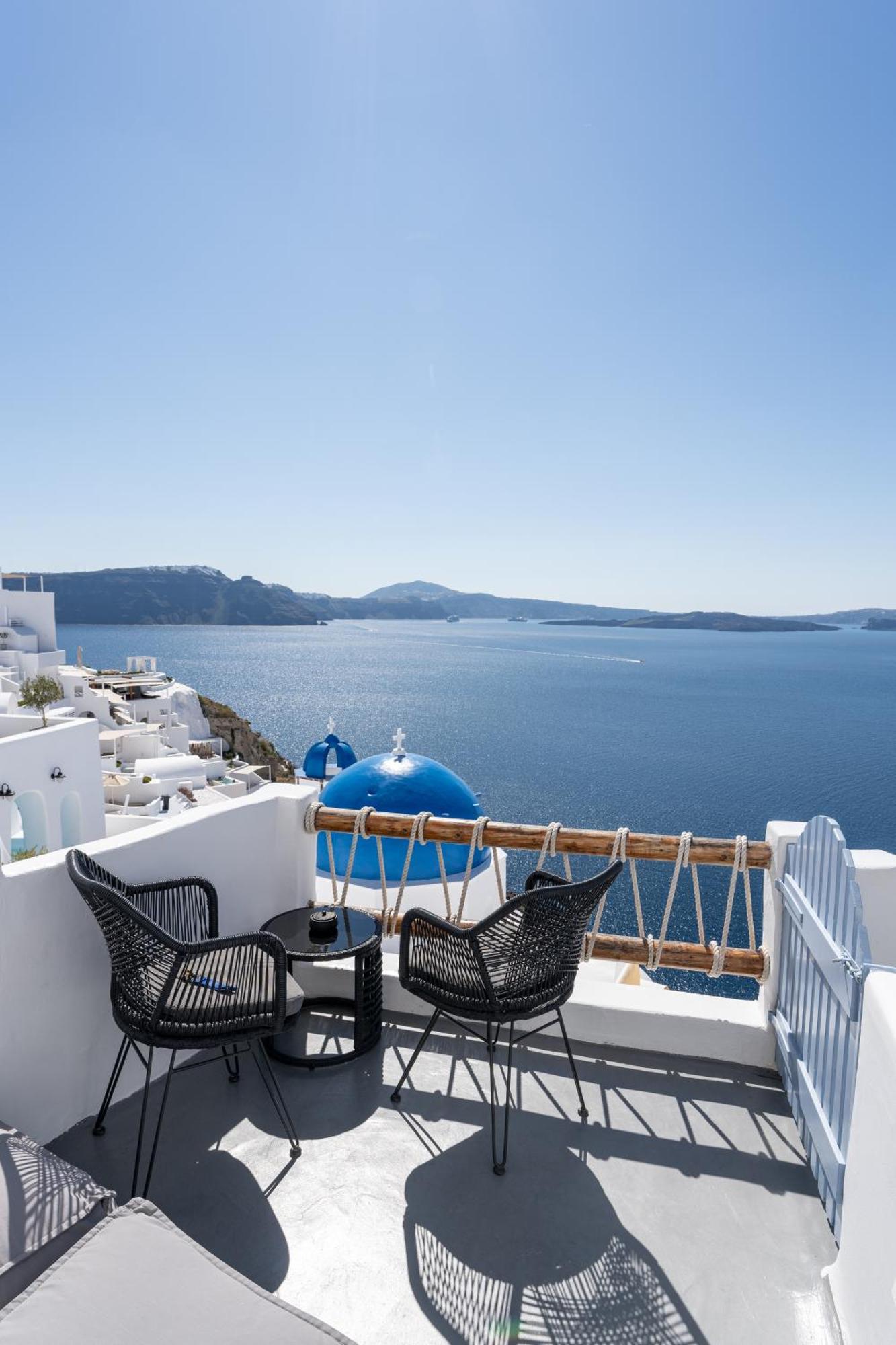 Luxus Vip Suites Oia  Exterior photo